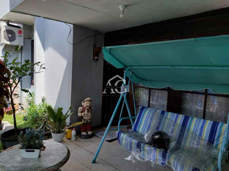 rumah cocok untuk usaha di jl kalikang malang