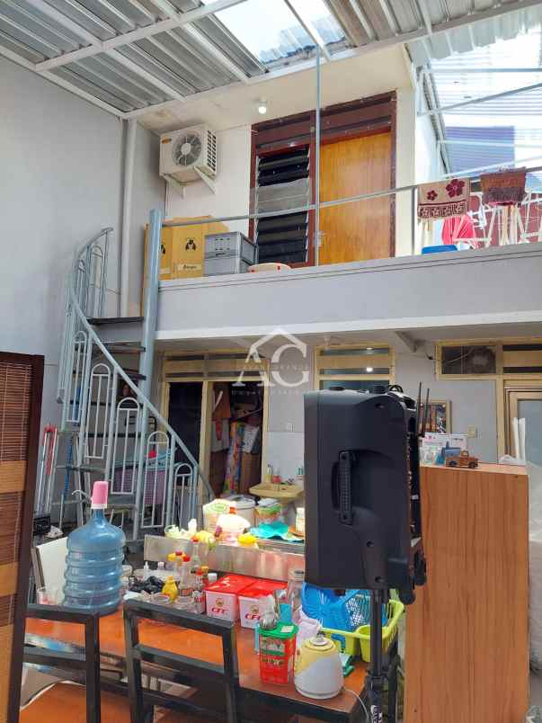 rumah cocok untuk usaha di jl kalikang malang