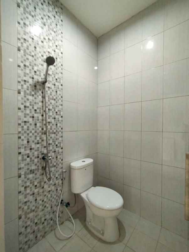 rumah curug pekapuran cimanggis