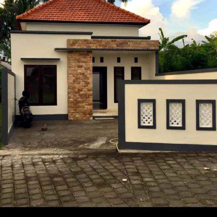 rumah dajan peken kec tabanan