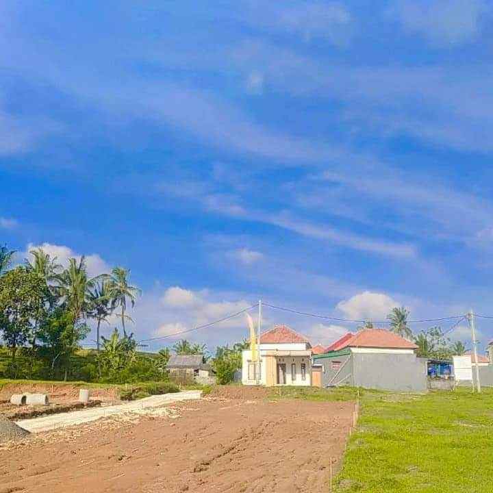 rumah dajan peken kec tabanan