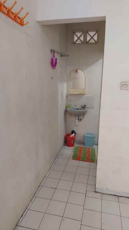 rumah dekat mall di prima harapan regency bekasi utara