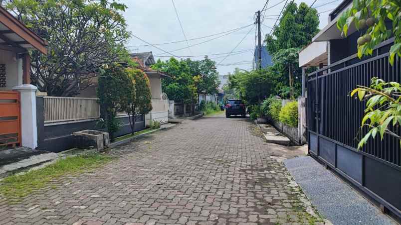 rumah deltasari indah waru