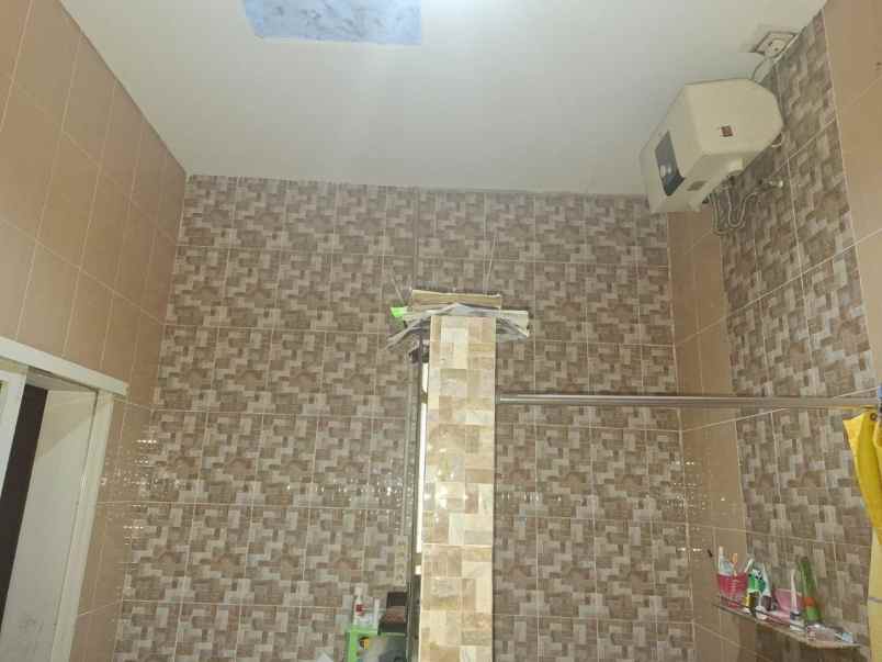 rumah di manyar tirtomoyo sby timur