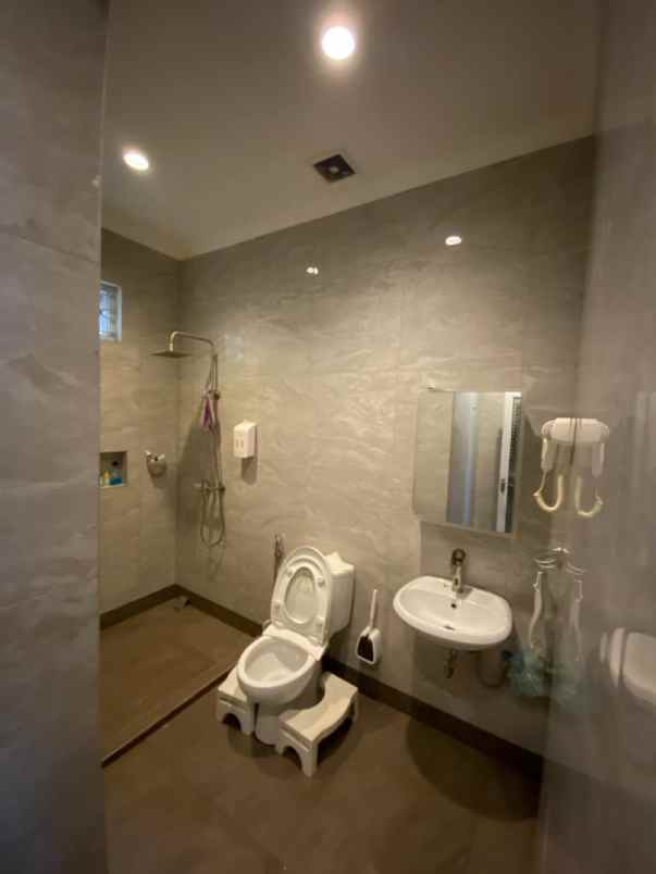 rumah dijual jatiwaringin pondok gede bekasi