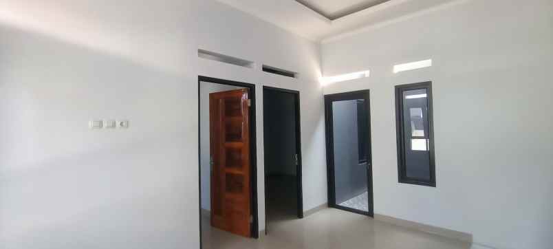 rumah dua lantai siap huni di kota depok