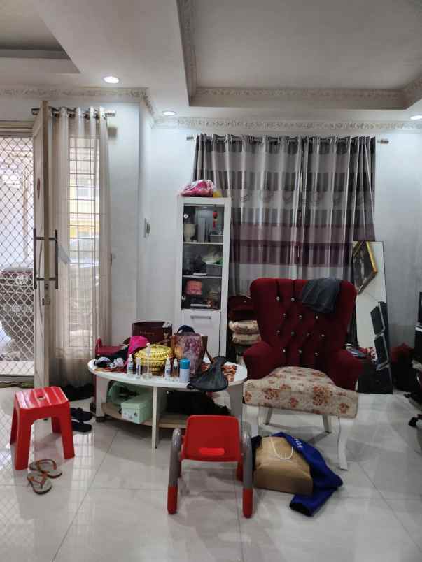 rumah gading arcadia