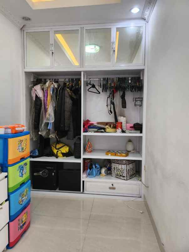 rumah gading arcadia