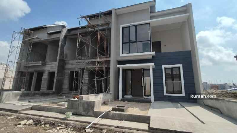 rumah grand alana surabaya