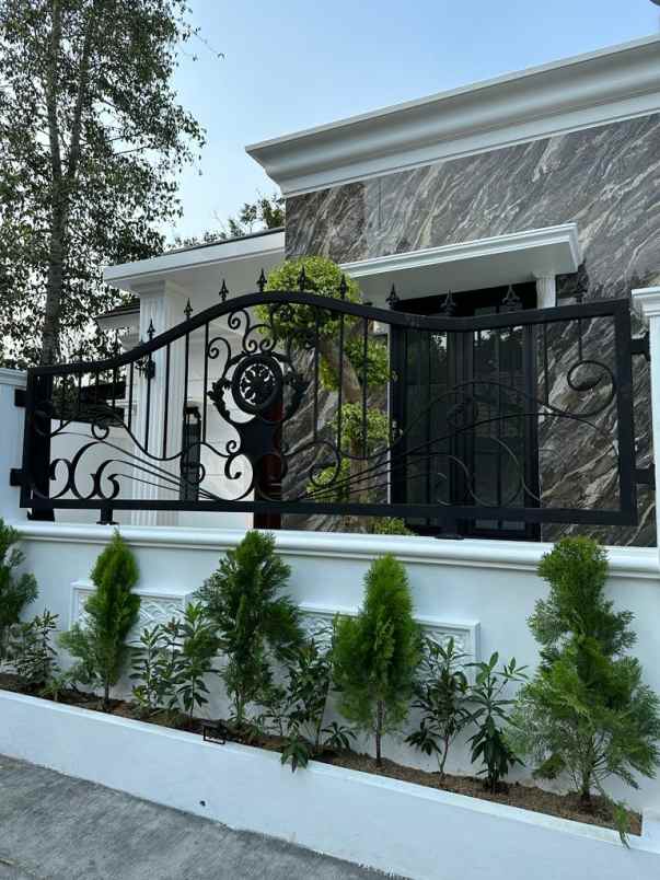 rumah griya gesikan sidomoyo di jln godean