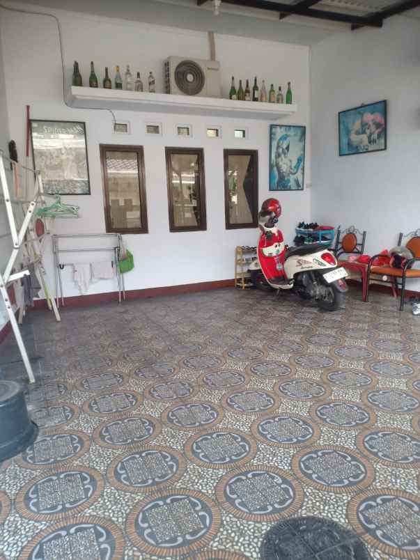 rumah hook bebas banjir harga 2m dekat grand galaxy