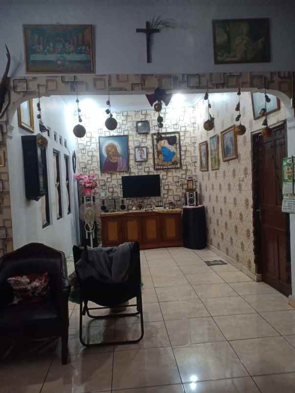 rumah hook bebas banjir harga 2m dekat grand galaxy