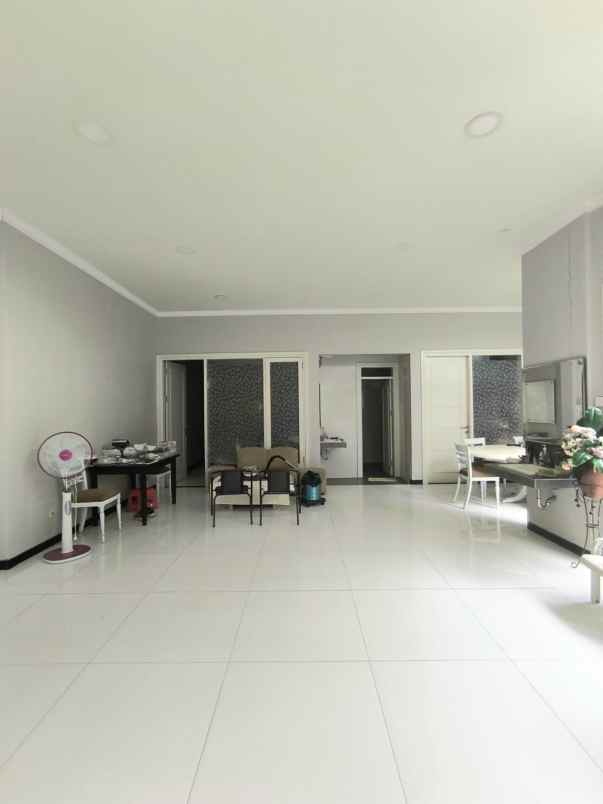 rumah hook minimalis medokan rungkut surabaya timur
