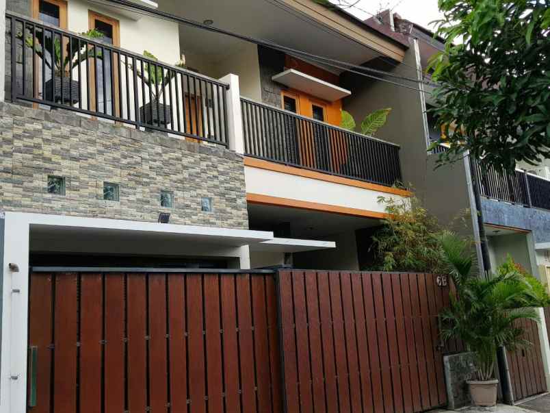 rumah jalan kaliurang km 8