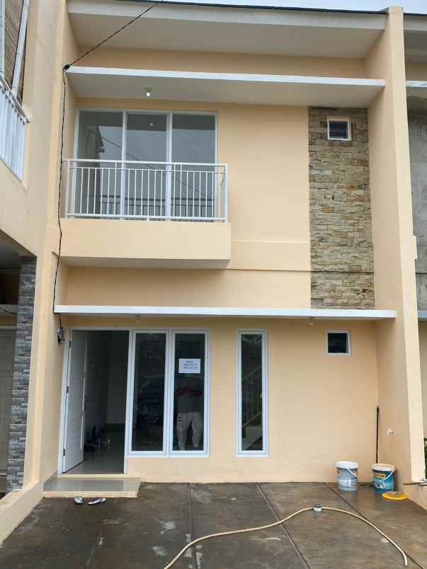 rumah jalan suradita cisauk