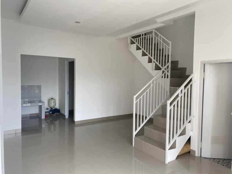 rumah jalan suradita cisauk