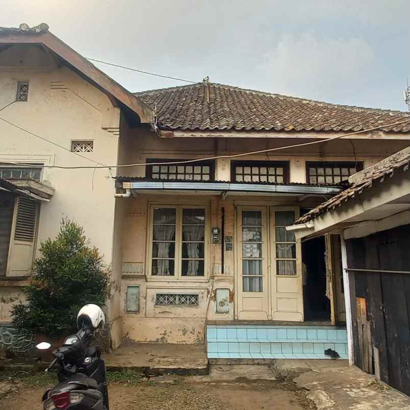 rumah jaman belanda lokasi strategis di cimahi
