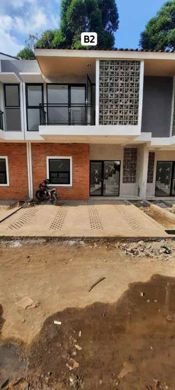 rumah jl pangjebolan