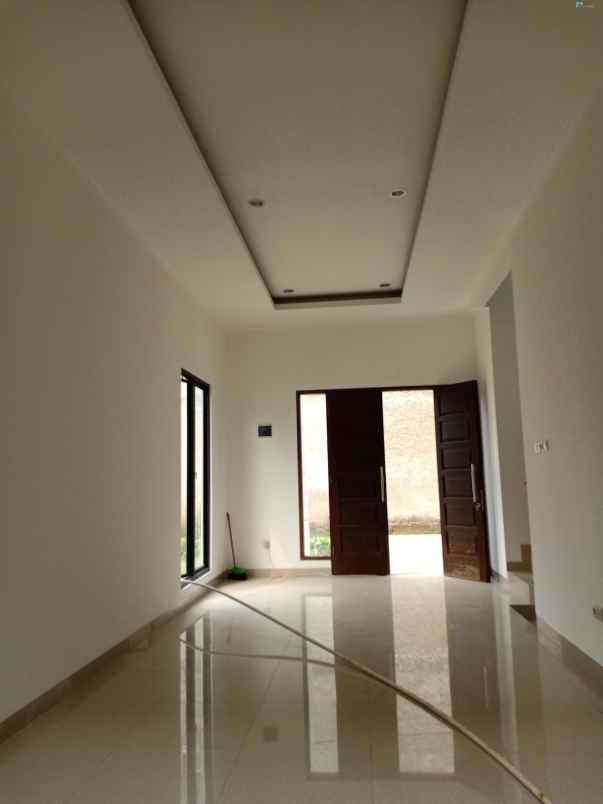 rumah kodau dekat toll jatiwarna