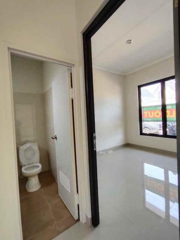 rumah komplek strategis dekat tol cimanggis depok