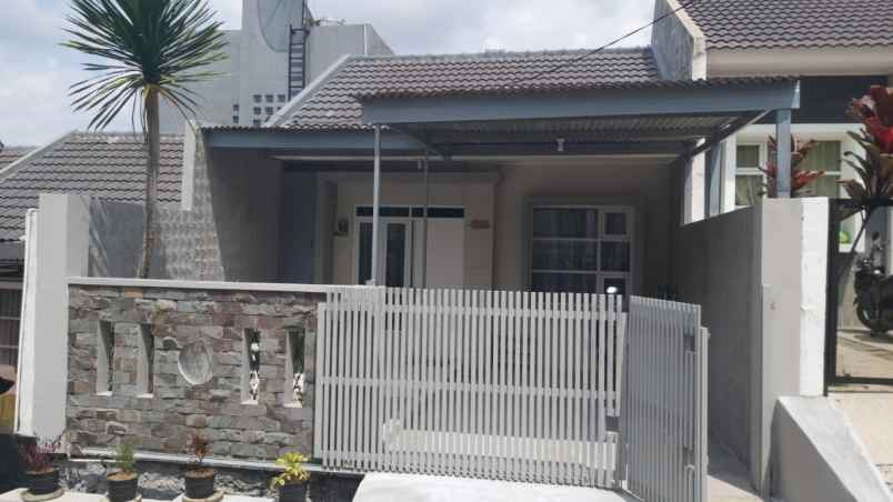 rumah kota bandung cibeunying kidul bonus furnished