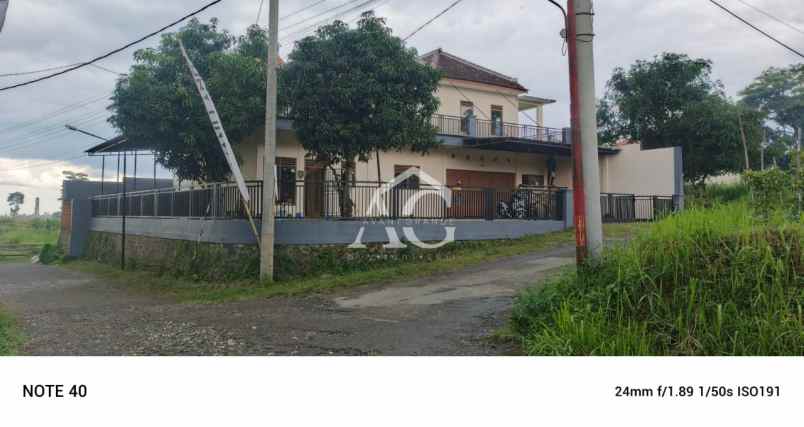 rumah luas 2 lantai di joyoagung malang