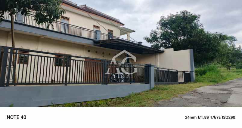 rumah luas 2 lantai di joyoagung malang