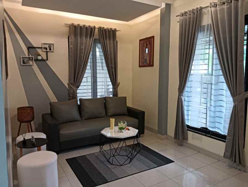 rumah luas strategis di ciater serpong