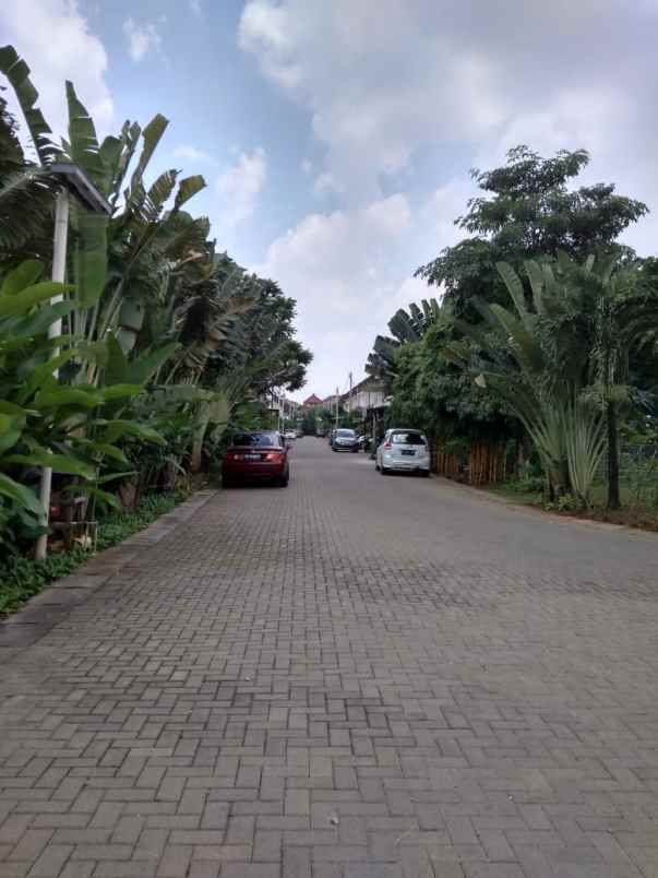 rumah lubang buaya jakarta timur