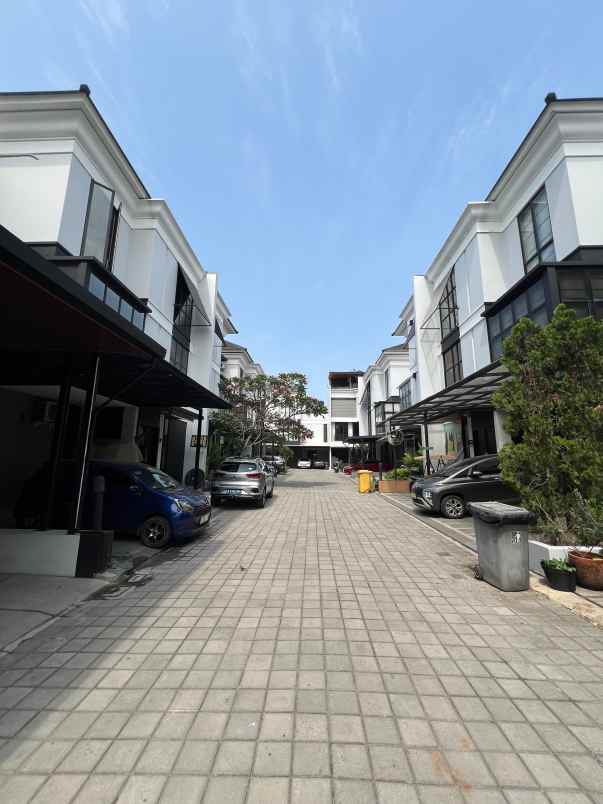 rumah mewah siap huni di cilandak timur residence