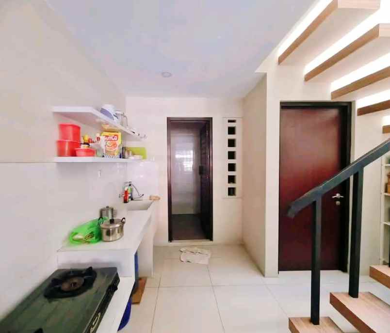 rumah mewah siap huni di tumpang gajahmungkur semarang