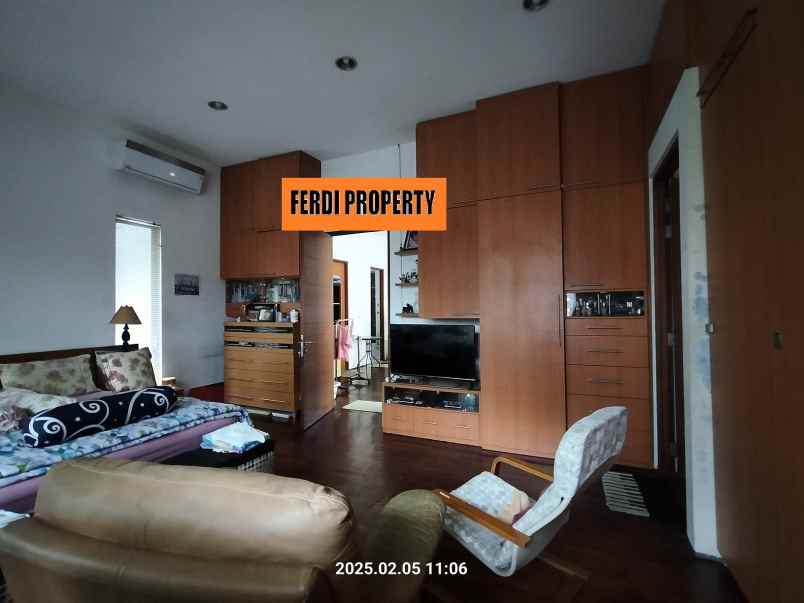 rumah mewah siap huni raffles hills cibubur