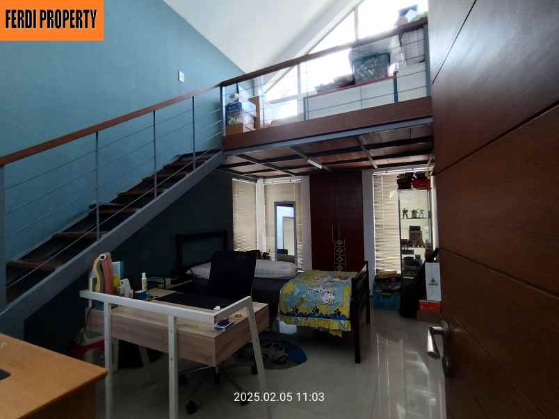 rumah mewah siap huni raffles hills cibubur