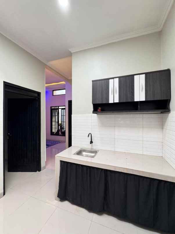 rumah murah akses mudah dekat jalan raya