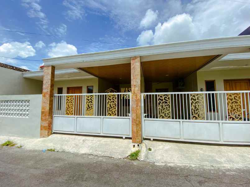 rumah murah bonus kitchen set di ngemplak sleman