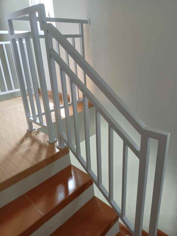 rumah murah dijual dua lantai cimahi azzura residence