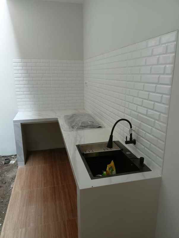 rumah murah dijual dua lantai cimahi azzura residence