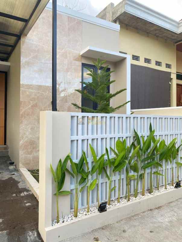 rumah murah siap huni utara pasar godean di seyegan