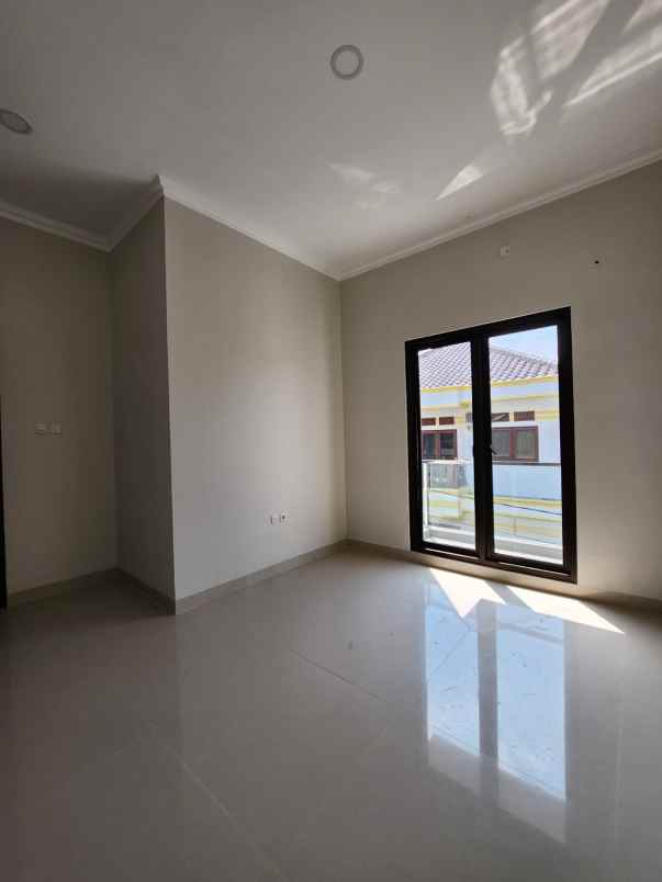 rumah non cluster bebas banjir di duren sawit