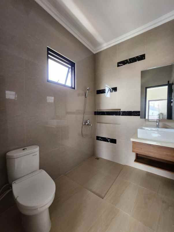 rumah non cluster bebas banjir di duren sawit