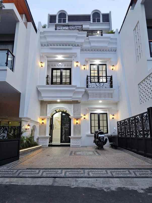 rumah non cluster di jl kahfi 1 jagakarsa jaksel