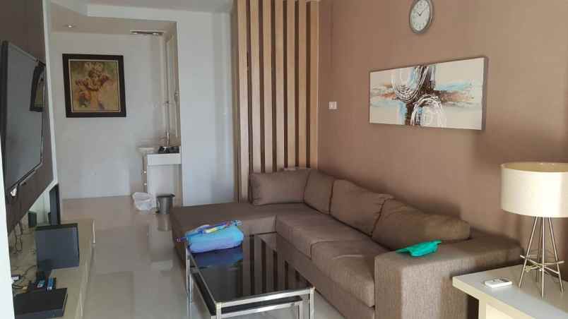 rumah pakuwon city minimalis modern strategis furnish