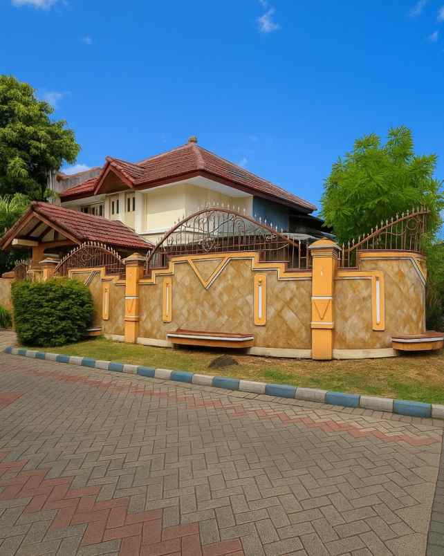 rumah pantai mentari strategis row 2 5 mobil