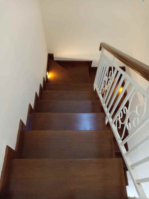 rumah pekayon bekasi selatan