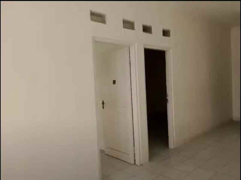 rumah perumahan essence park