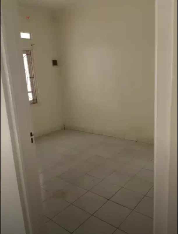 rumah perumahan essence park