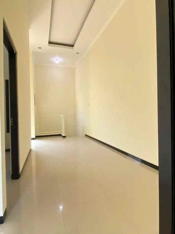 rumah raya tambak medokan new minimalis