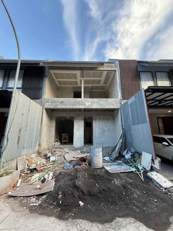 rumah ready dekat bandara semarang