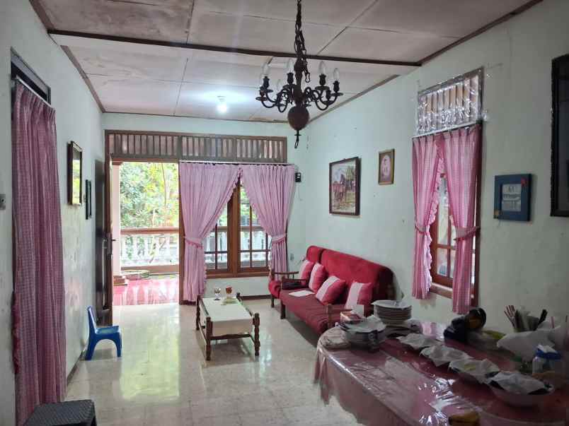 rumah sawunggaling banyumanik semarang