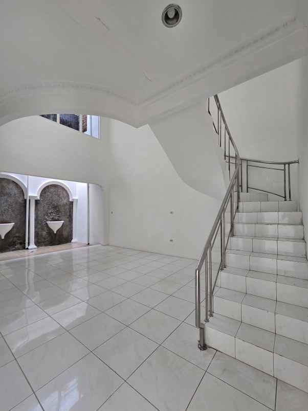 rumah second layak huni di pulo asem rawamangun jaktim